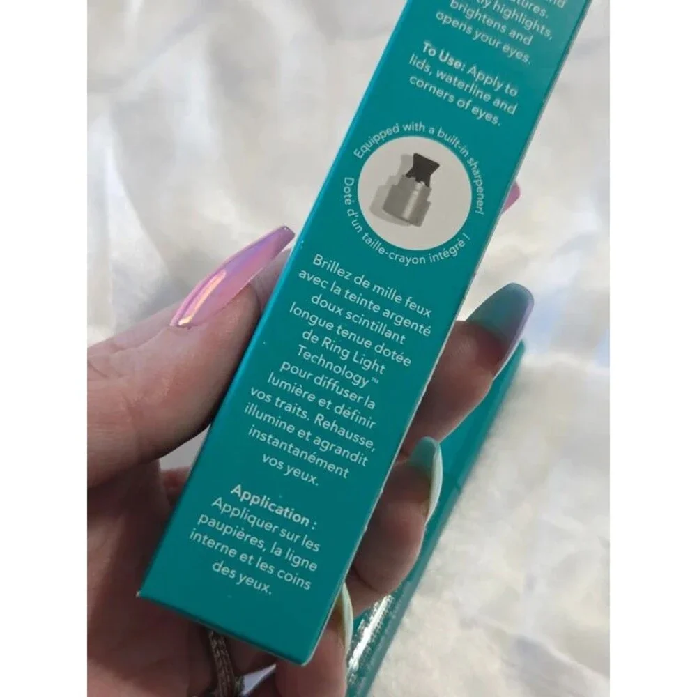 Thrive Brilliant Eye Brightener Stick - Racquel (Soft Silver Shimmer)